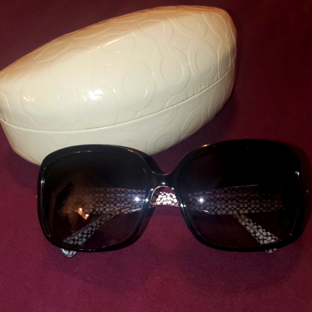 COACH SUNGLASSES w/CASE